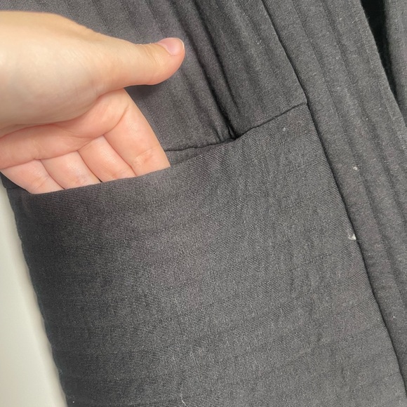 Eileen Fisher | Organic Cotton Channels High Collar Vest Black Size Medium - Picture 3 of 4